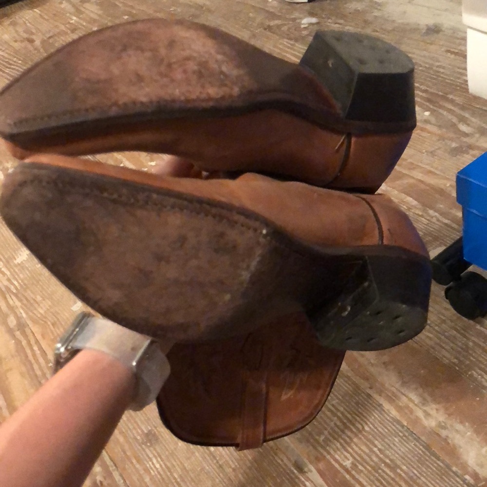 Boots - Picture 3 of 3